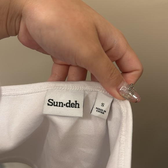 Aritzia Sunday Best Aubrey Halter Top S - Picture 3 of 3